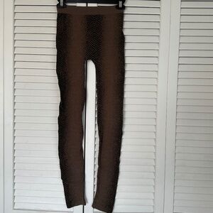 (NWOT) WOMEN'S NIKIBIKI  SEAMLESS  SNAKE SKIN LEGGINGS, COLOR: BROWN & BLACK